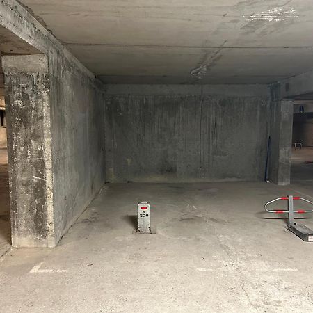 Doux Crepuscule - Au Bord Des Pistes - Parking Apartment Enchastrayes Bagian luar foto