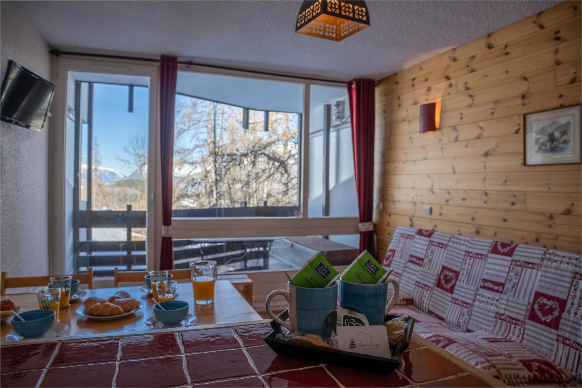 Doux Crepuscule - Au Bord Des Pistes - Parking Apartment Enchastrayes Bagian luar foto